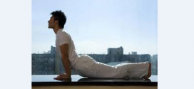 تأثیر انجام تمرینات یوگا بر نشانه‌های جسمانی
